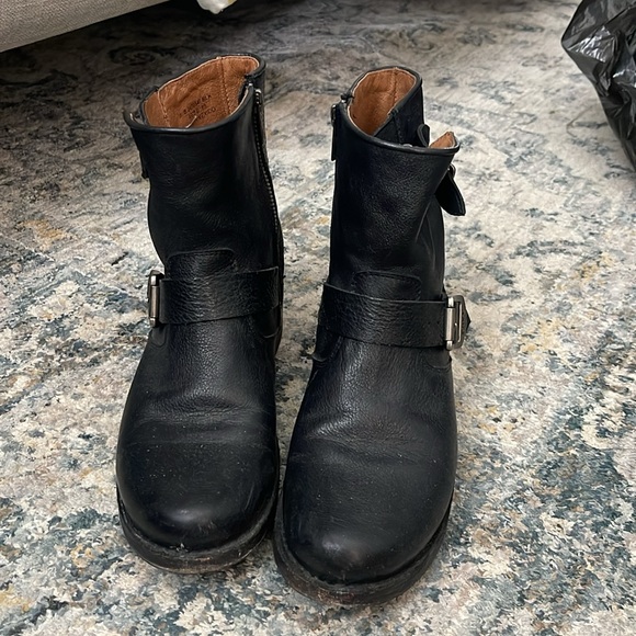 Black Frye ankle boots - Picture 2 of 4